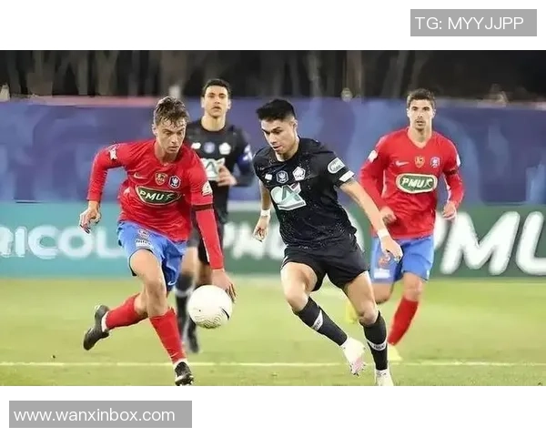 卡斯鲁厄与帕德博恩2016年3月精彩对决回顾与分析